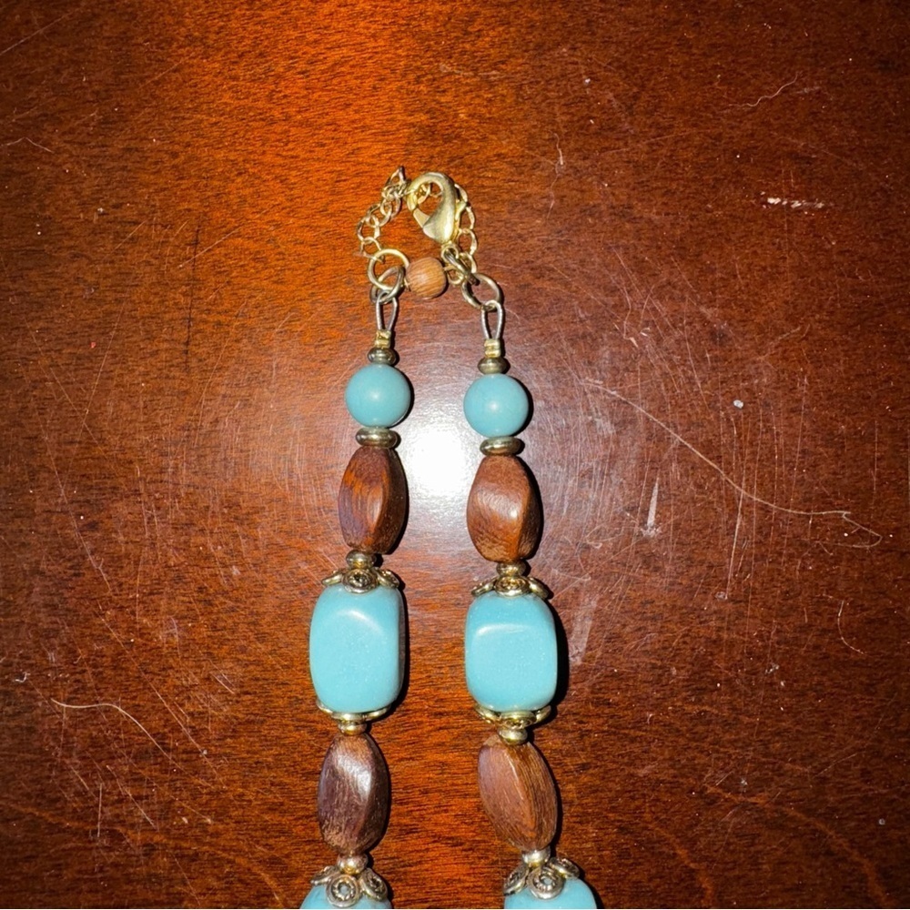 Gorgeous Vintage Turquoise Beaded Necklace With Brown And Black Secondary Beads - Picture 6 of 9